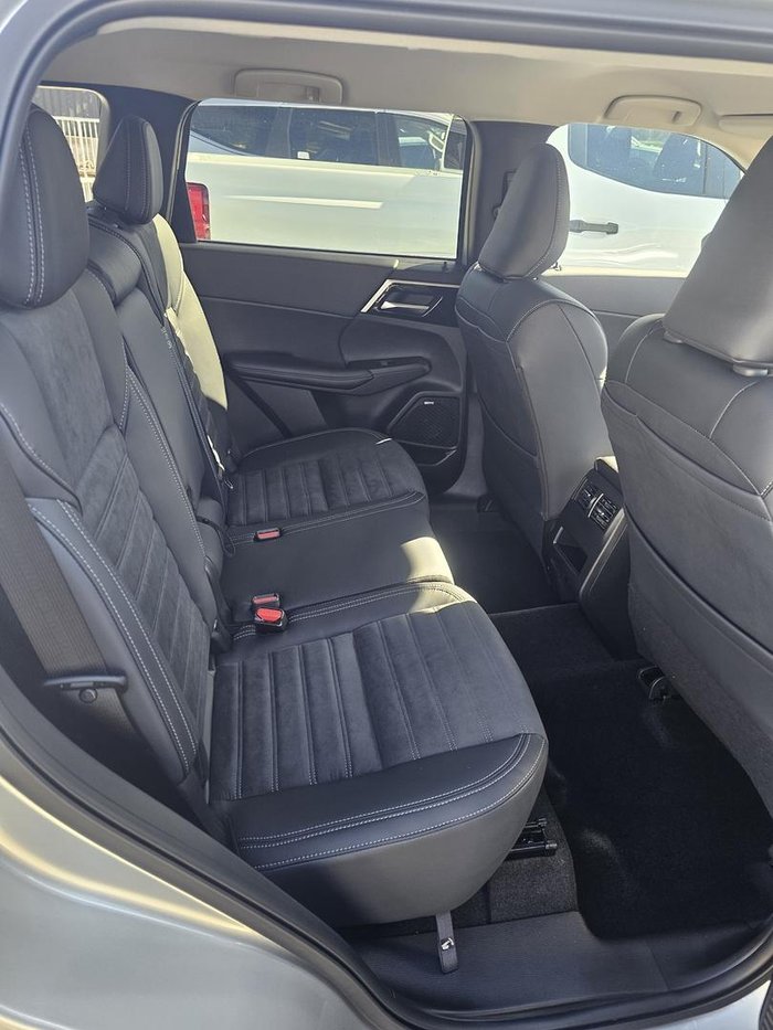 2025 Mitsubishi Outlander Aspire