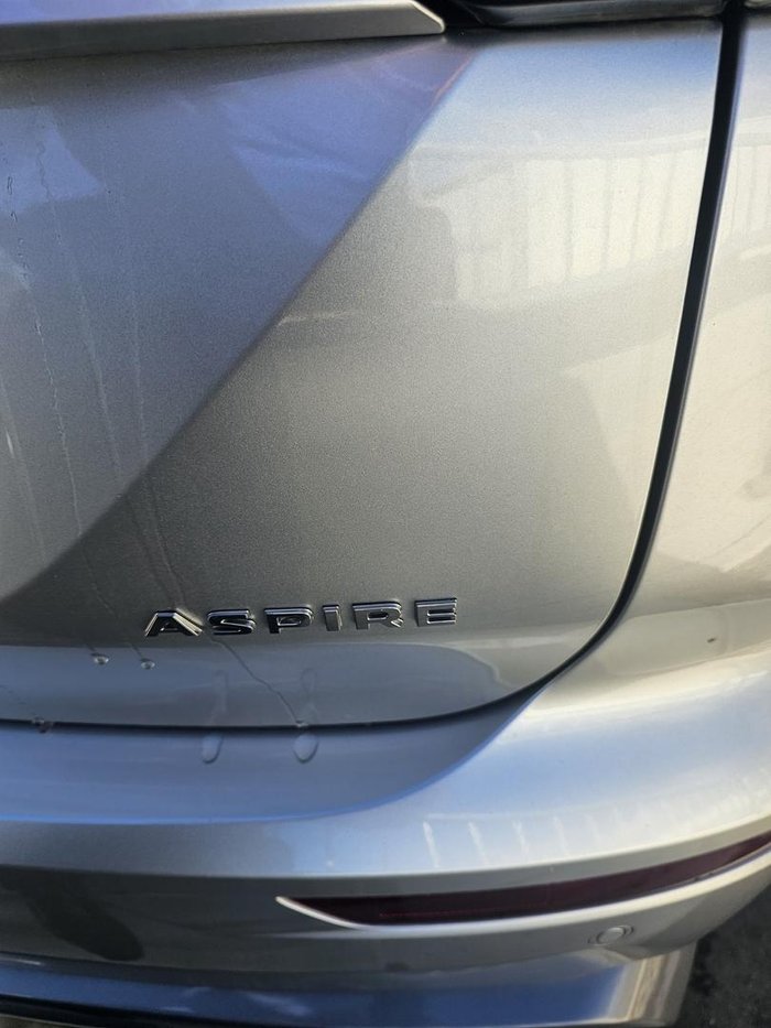 2025 Mitsubishi Outlander Aspire