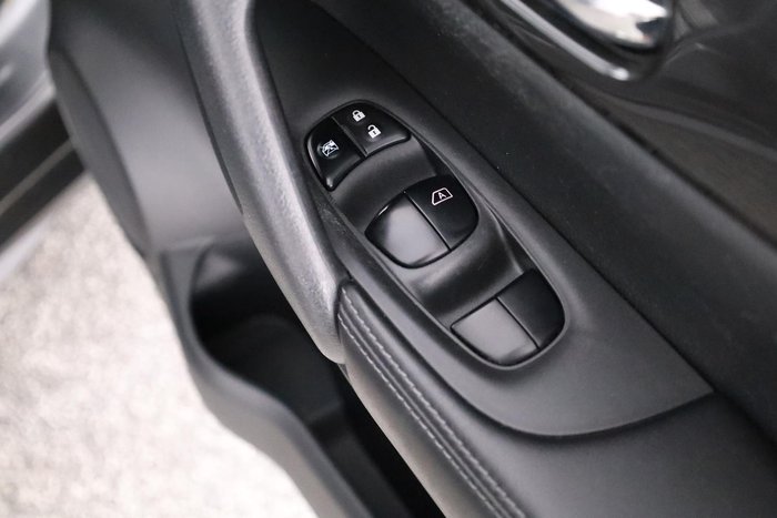 2021 Nissan X-TRAIL ST