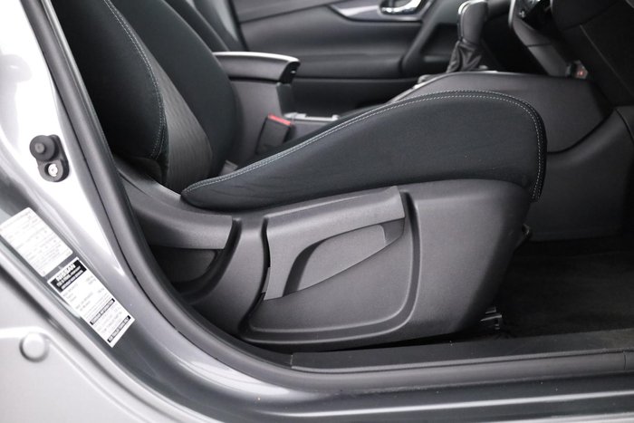 2021 Nissan X-TRAIL ST