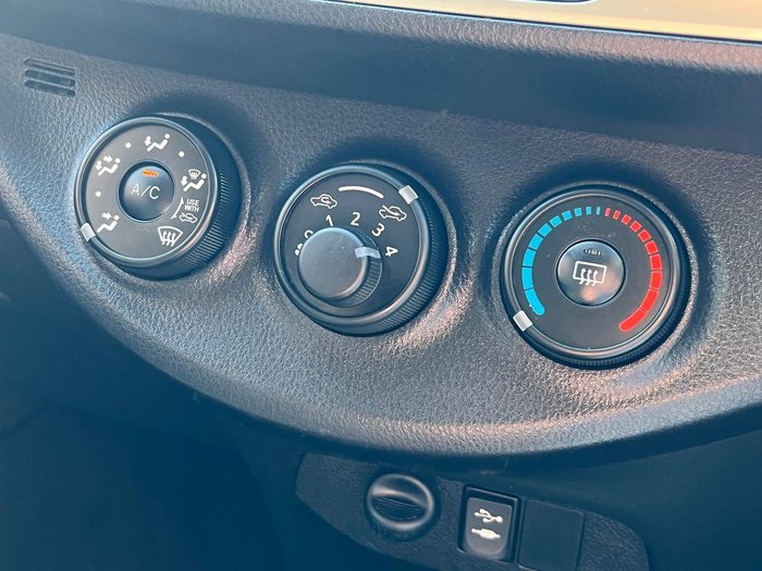 2016 Toyota Yaris Ascent