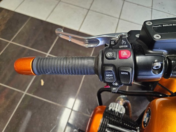 2023 BMW R 18 B ORANGE
