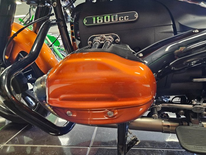 2023 BMW R 18 B ORANGE