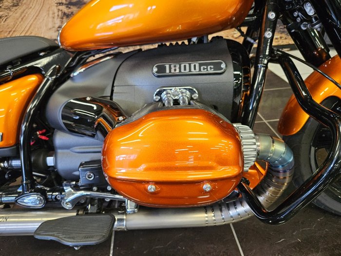 2023 BMW R 18 B ORANGE