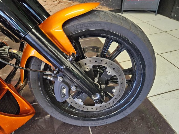 2023 BMW R 18 B ORANGE