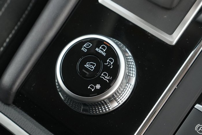 2024 Mitsubishi Outlander LS