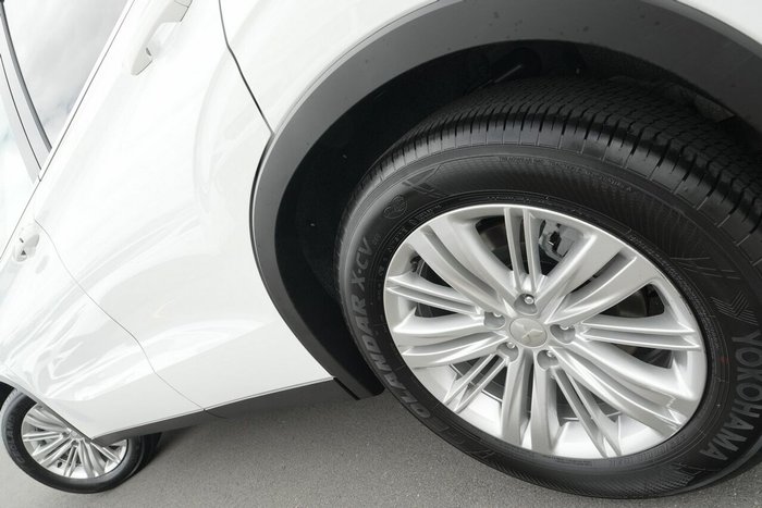 2024 Mitsubishi Outlander LS