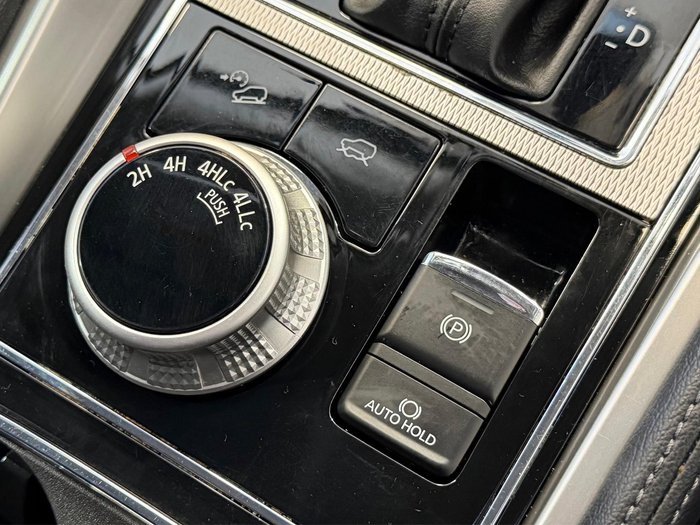 2021 Mitsubishi Pajero Sport GLS