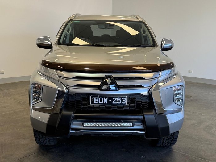 2021 Mitsubishi Pajero Sport GLS