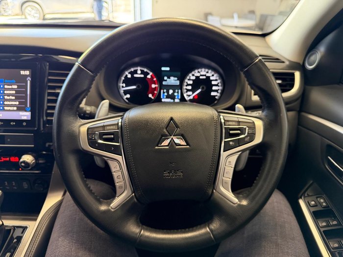 2021 Mitsubishi Pajero Sport GLS