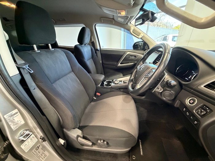 2021 Mitsubishi Pajero Sport GLS