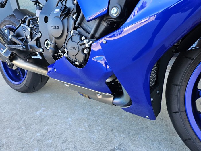2025 Yamaha YZF-R1 Blue