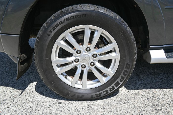 2020 Mitsubishi Pajero GLS Leather Option