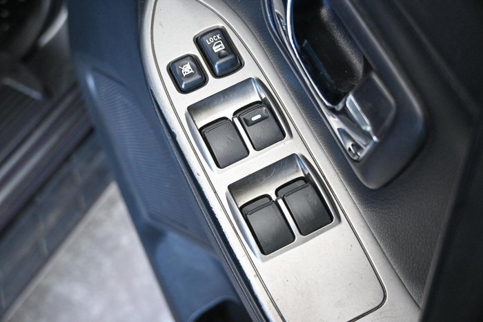 2020 Mitsubishi Pajero GLS Leather Option