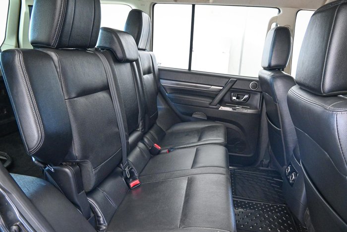 2020 Mitsubishi Pajero GLS Leather Option