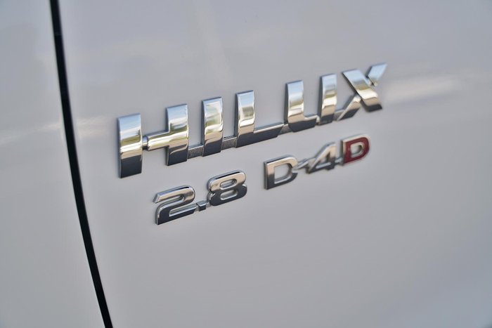 2015 Toyota Hilux SR