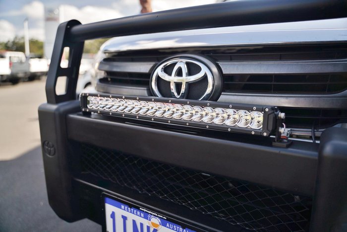 2015 Toyota Hilux SR