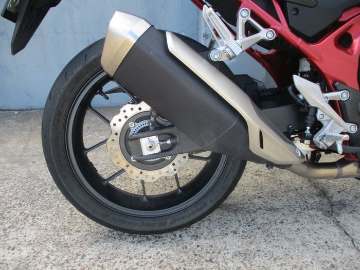 2023 Honda 2023 Honda NAKED CB750 (Hornet) BLACK