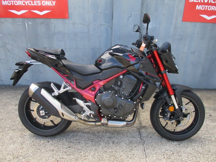 2023 Honda 2023 Honda NAKED CB750 (Hornet) BLACK