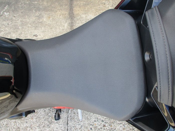 2023 Honda 2023 Honda NAKED CB750 (Hornet) BLACK