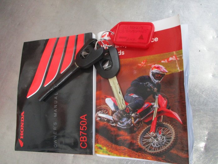 2023 Honda 2023 Honda NAKED CB750 (Hornet) BLACK