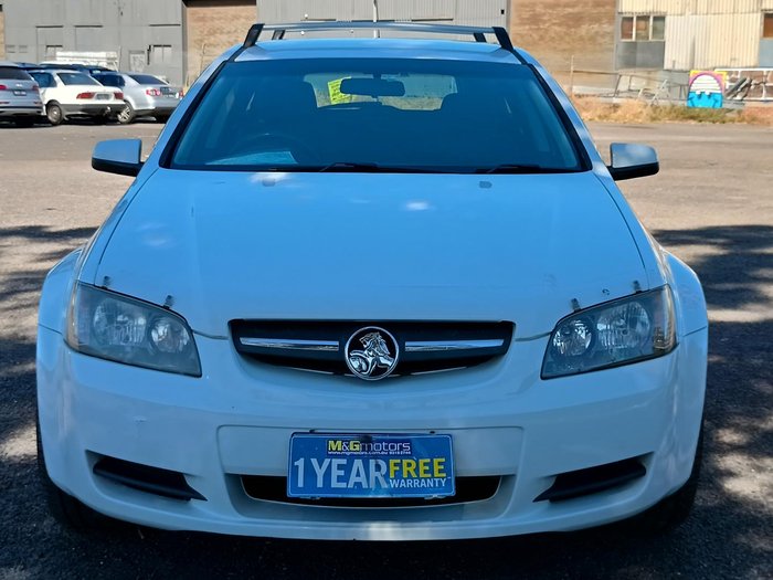 2010 Holden Commodore Omega VE MY10 Heron White
