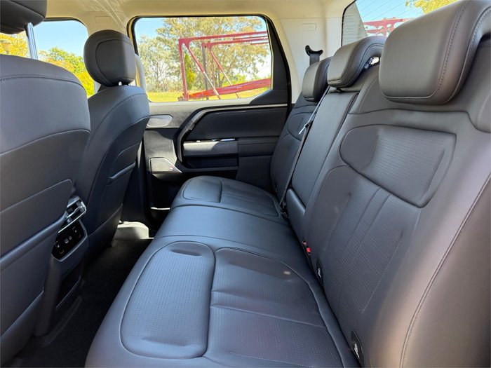 2025 LDV TERRON 9 EVOLVE