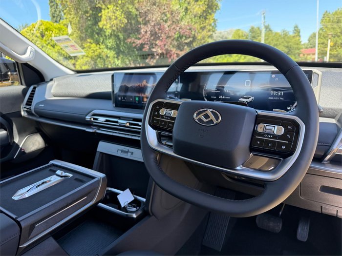 2025 LDV TERRON 9 EVOLVE