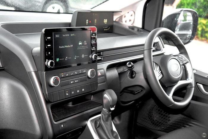 2025 Hyundai STARIA LOAD