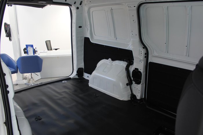 2025 Hyundai STARIA LOAD