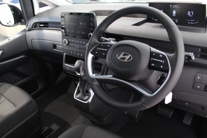2025 Hyundai STARIA LOAD