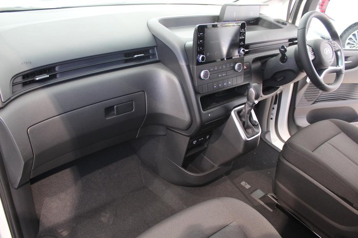 2025 Hyundai STARIA LOAD