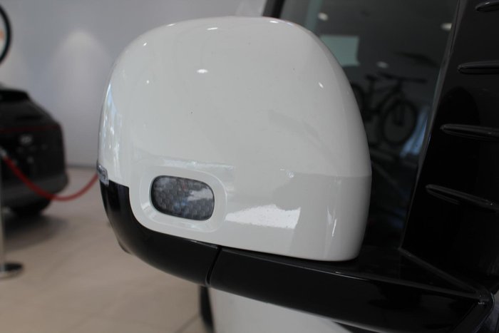 2025 Hyundai STARIA LOAD
