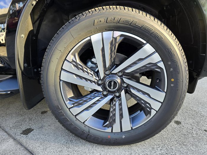 2025 Isuzu MU-X LS-T