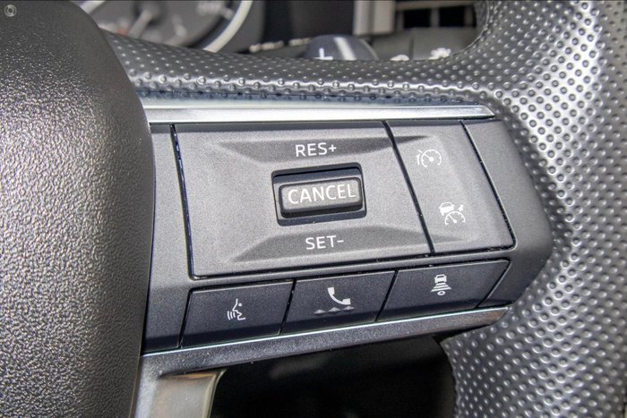 2024 Mitsubishi Outlander ES