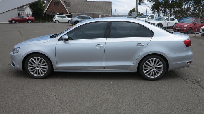 2011 Volkswagen Jetta 147TSI Highline 1B MY12 Reflex Silver