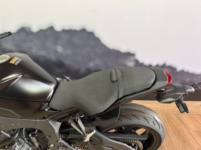 2025 Yamaha MT-10A GREY