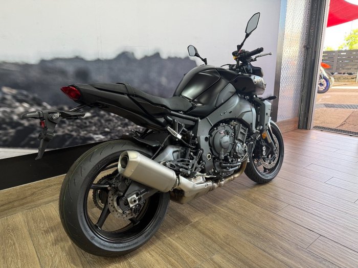 2025 Yamaha MT-10A GREY