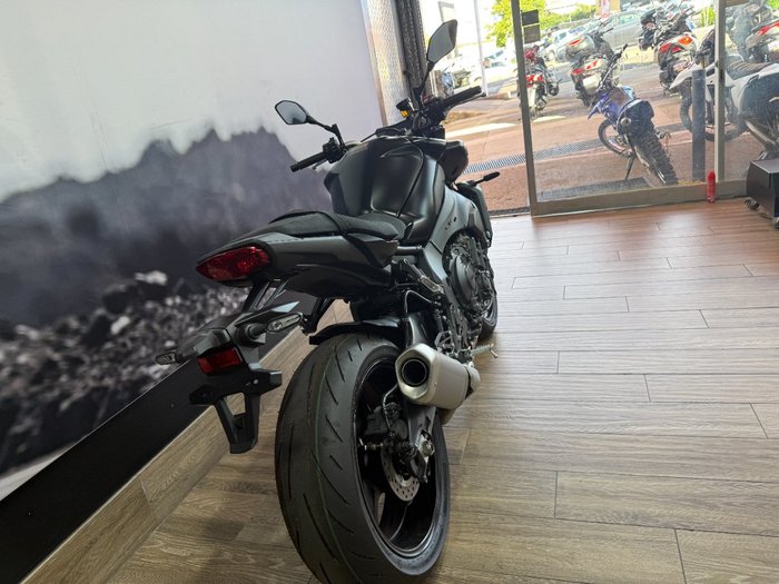 2025 Yamaha MT-10A GREY