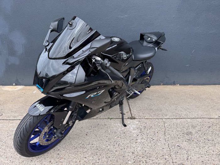 2022 Yamaha YZF-R7LA BLUE