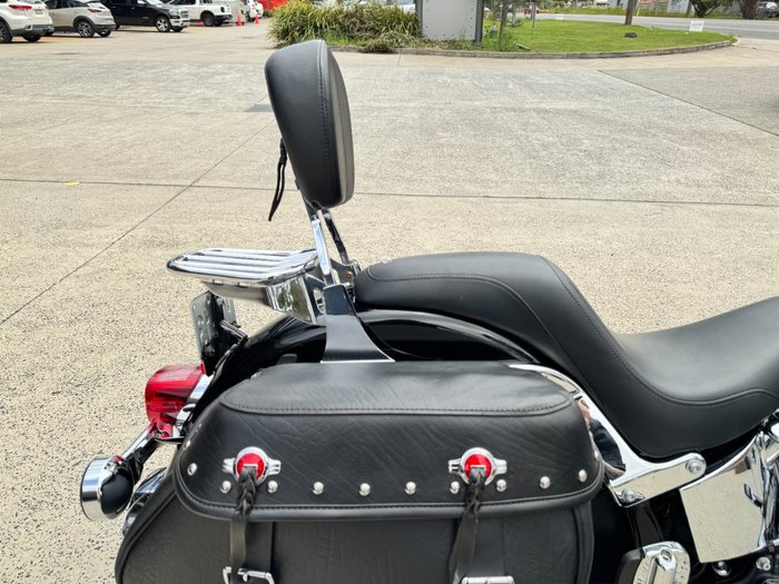 2016 HARLEY-DAVIDSON FLSTC HERITAGE SOFTAIL CLASSIC