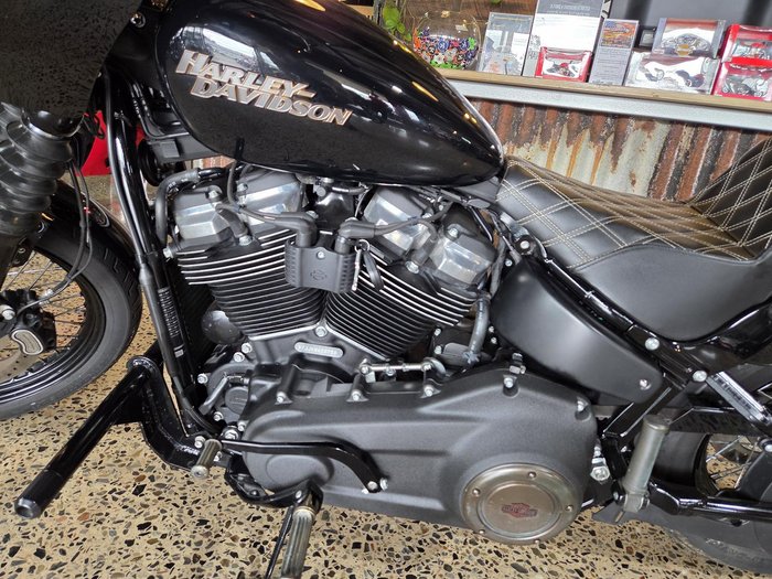 2019 Harley-Davidson Street Bob 107 (FXBB)