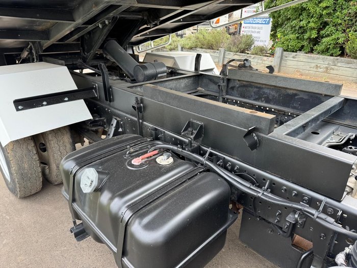 2016 Isuzu Npr 45 155 WHITE