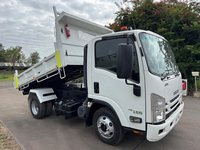 2016 Isuzu Npr 45 155 WHITE