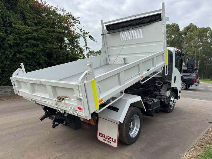 2016 Isuzu Npr 45 155 WHITE