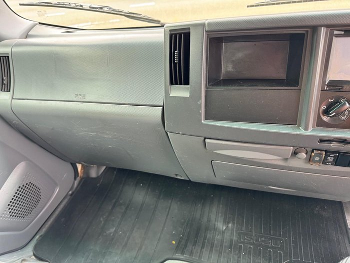 2016 Isuzu Npr 45 155 WHITE