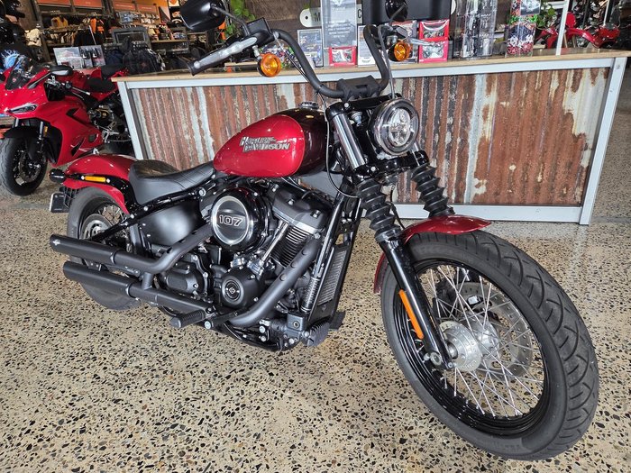 2018 Harley-Davidson Street Bob 107 (FXBB)