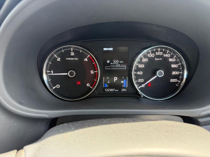 2020 Mitsubishi Pajero Sport GLX