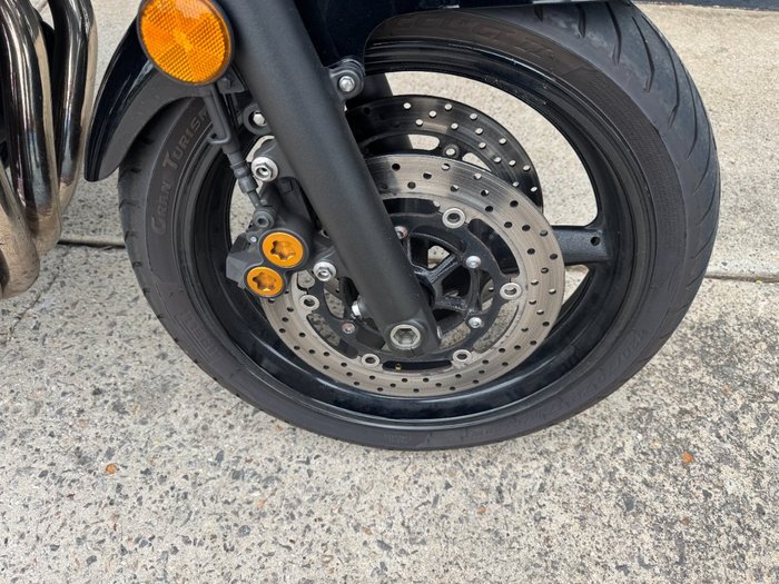 2016 Yamaha XJR1300 SILVER