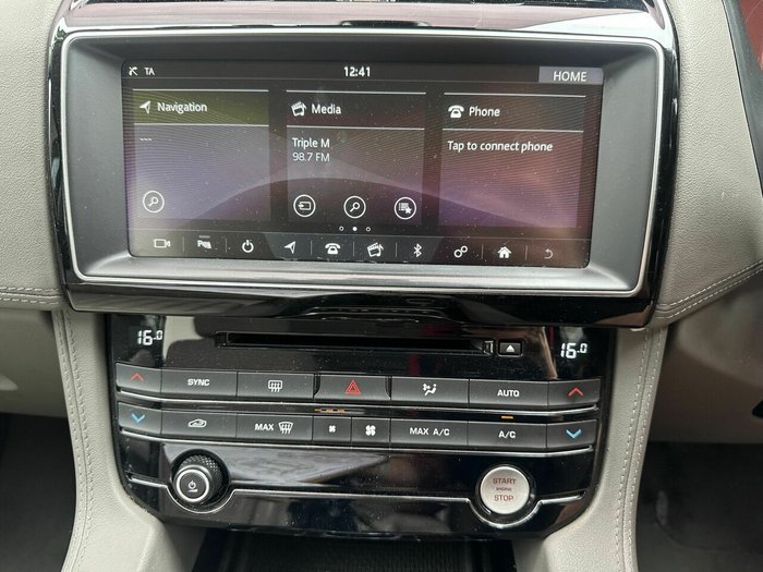 2016 Jaguar F-PACE 35t Portfolio